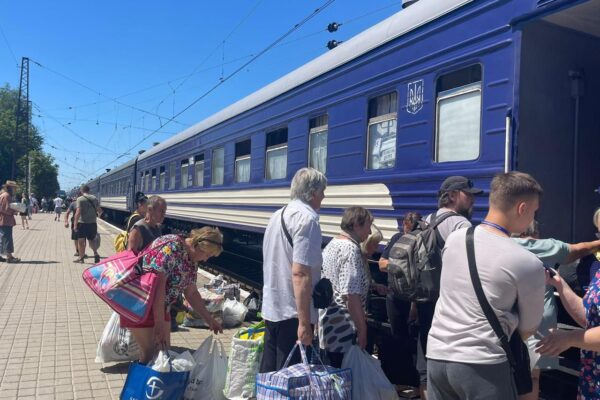 Евакуація з Донеччини