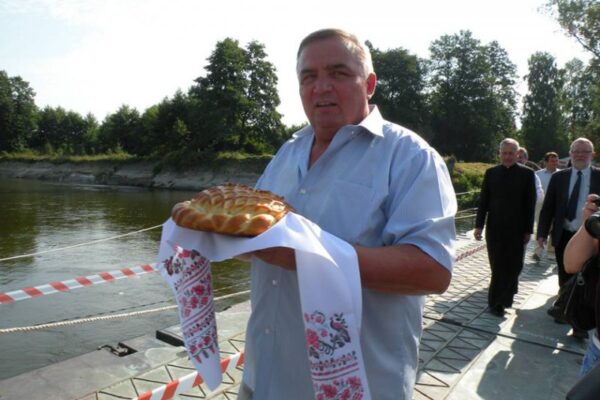 Добрі сусіди – заможні сусіди