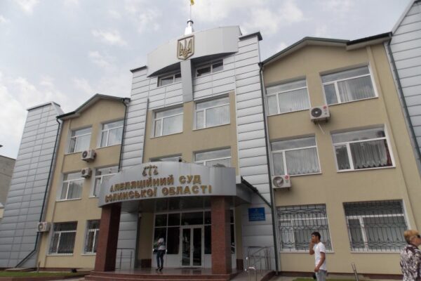 Екс-мера залишили на волі…