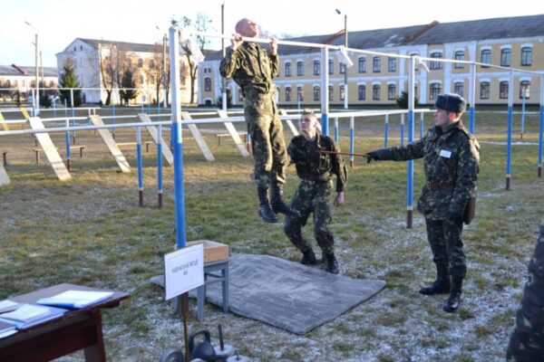 Теорія без практики