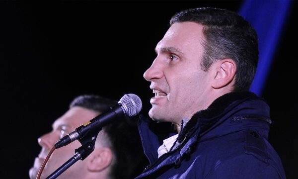 Кличка підставили свої?
