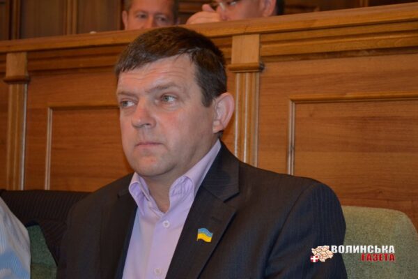 Багатодітний і безпартійний