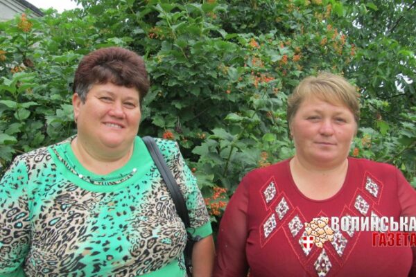 Бібліотека – у столітній хаті