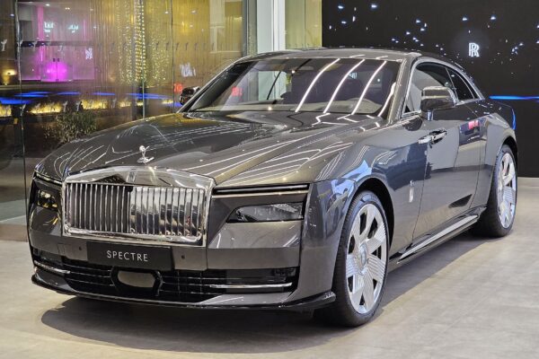 Rolls-Royce Spectre Україна