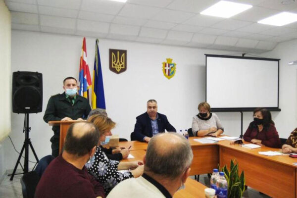 Співпраця з громадами