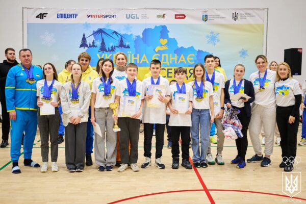 Волиняни – переможці Всеукраїнського спортивно-виховного заходу “Україна єднає серця”