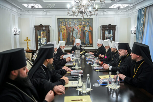 Митрополит Луцький і Волинський Михаїл отримав догану від Митрополита Епіфанія