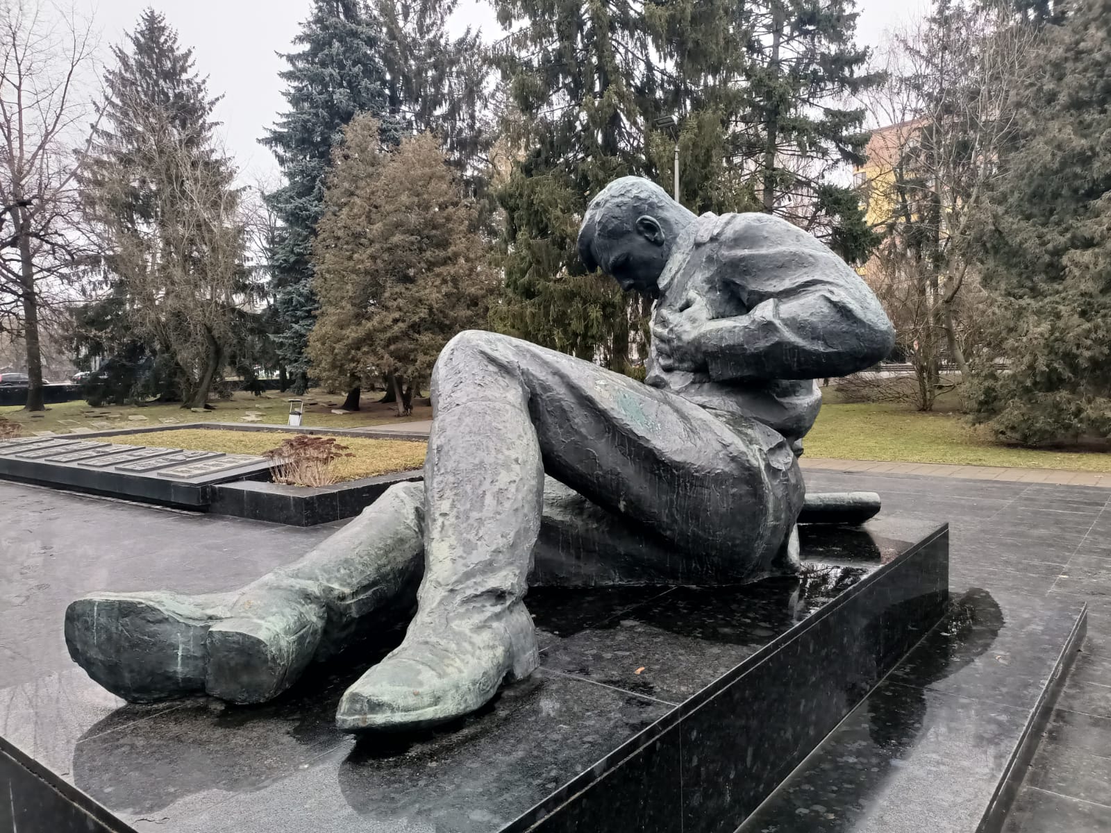 Меморіал Вічна слава перепоховання декомунізація Луцьк