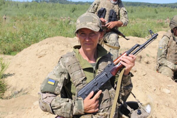 Гімн жіночій армійській силі Мати 6 дітей мобілізувалася в ЗСУ