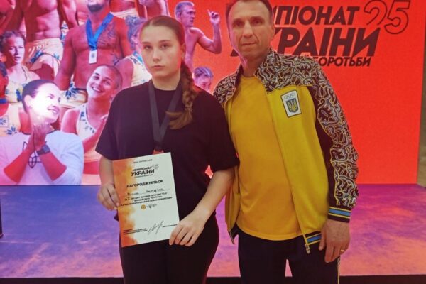 Ковельчанка здобула “срібло” на чемпіонаті України з пляжної боротьби Срібна чемпіонка України з пляжної боротьби