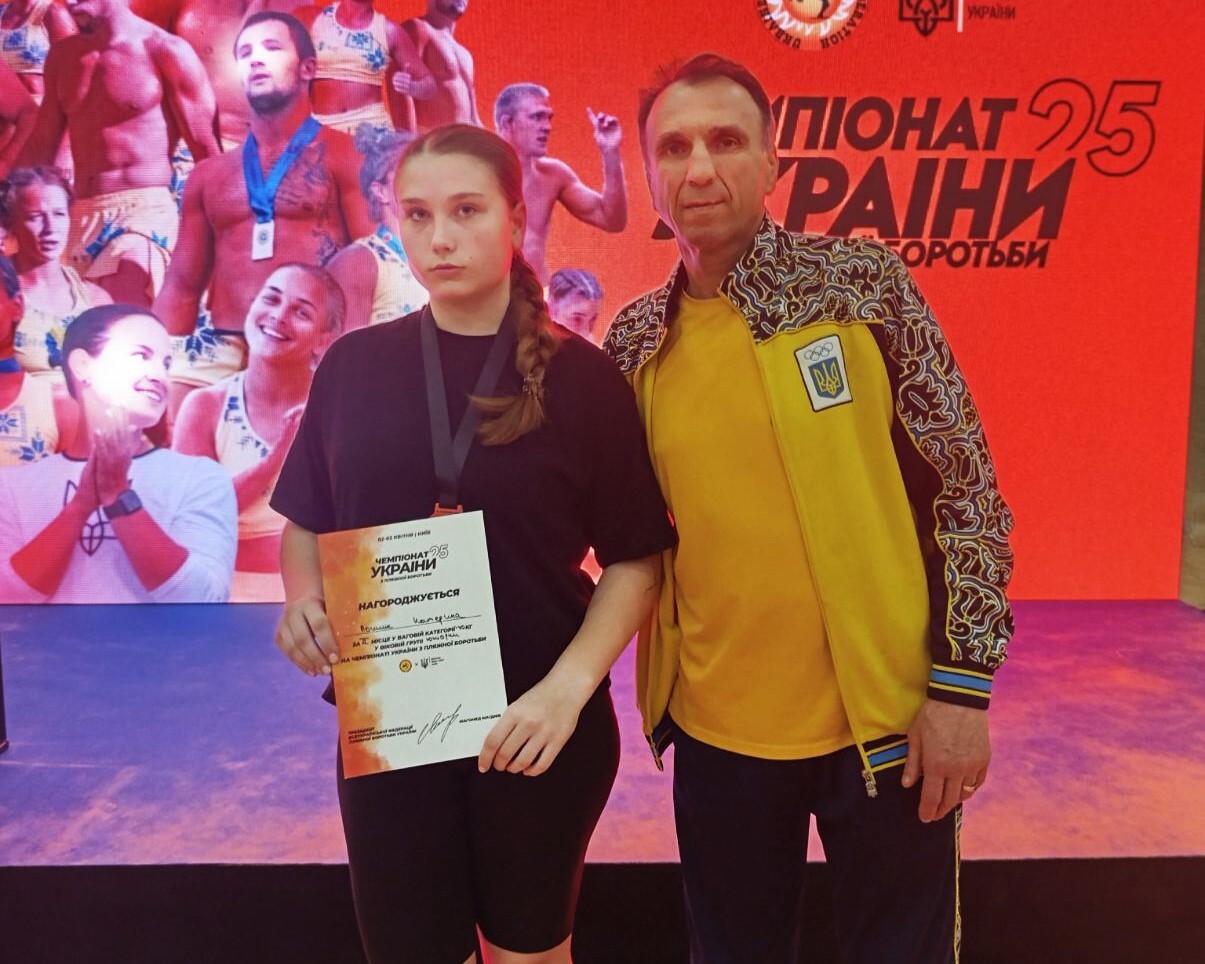 Срібна чемпіонка України з пляжної боротьби