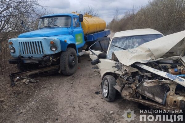 На Волині п’яний водій виїхав на зустрічну смугу та спричинив ДИП автопригода поблизу села Доросині