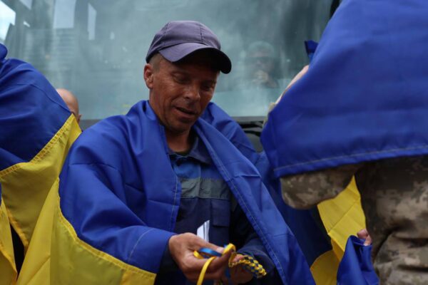 307 українців повернулися з полону в рамках обміну 1000 на 1000