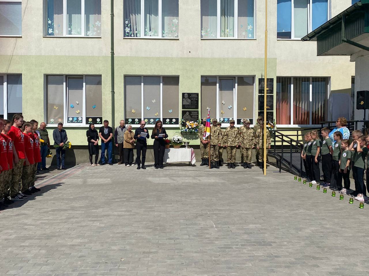 У Гіркій Полонці відкрили меморіальні дошки на честь полеглих у війні воїнів 