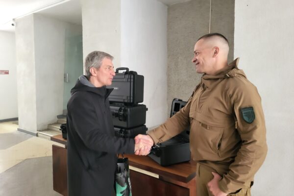 Ковельська громада передала на фронт чергову партію дронів Ковельська громада передала на фронт чергову партію дронів