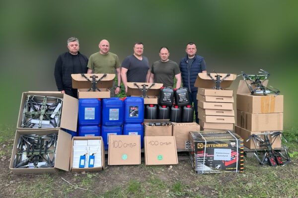 Делегація з Нововолинська привезла допомогу “Сталевій Сотці”