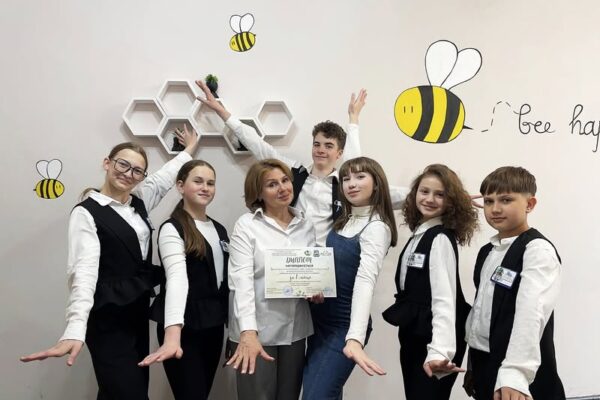 Ковельчани перемогли на Всеукраїнському екоконкурсі Екологічна агітбригада "Аква" ліцею імені Олени Пчілки виборола перше місце на фінальному етапі Всеукраїнського конкурсу екологічних агітбригад
