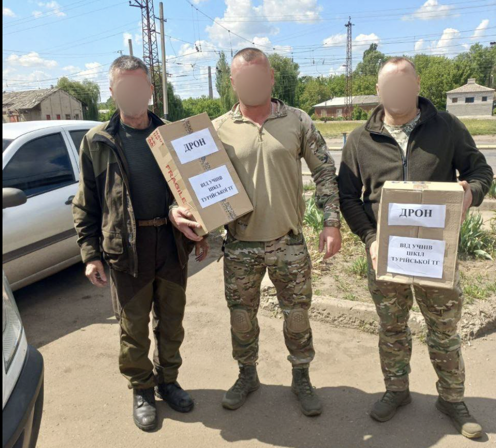 турійстка селищна рада передала дрони військовим на фронт