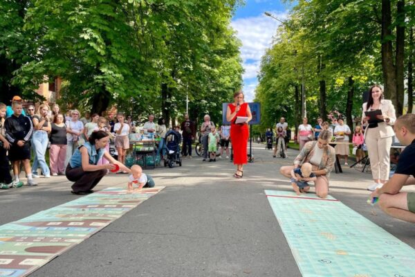 «Забіг у повзунках» у Нововолинську