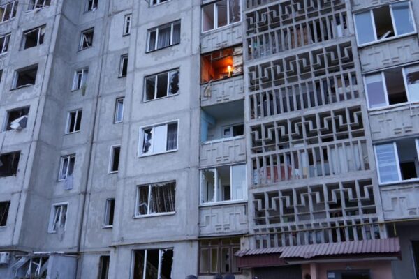 Мешканцям будинків, які постраждали від ракетного удару 6 червня, спростили механізм отримання грошової допомоги Мешканцям будинків, які постраждали від ракетного удару 6 червня, спростили механізм отримання грошової допомоги