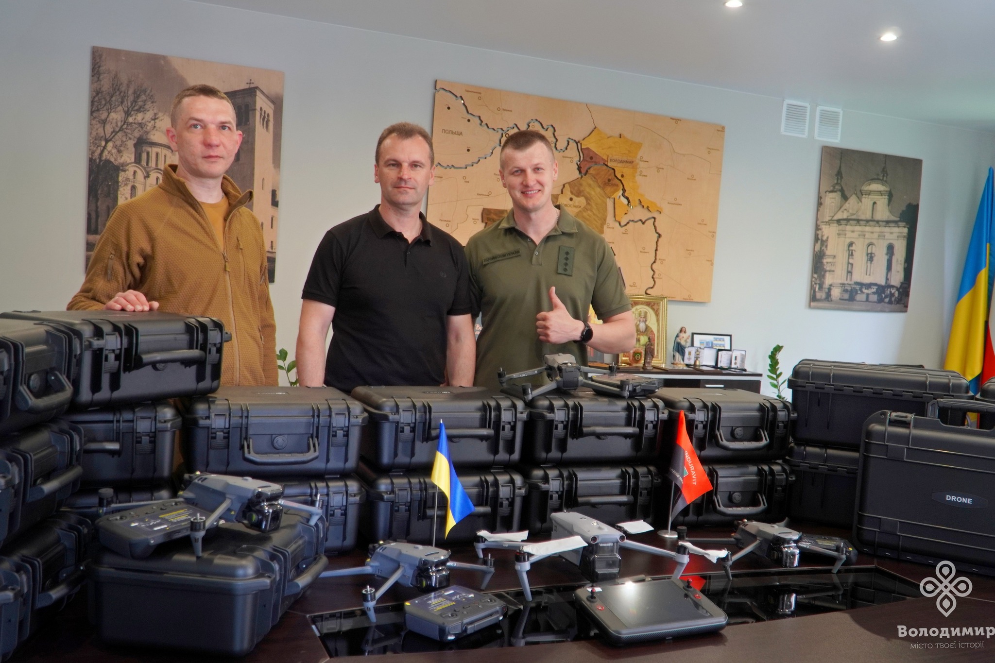 Володимирська громада передала допомогу князівським воїнам 