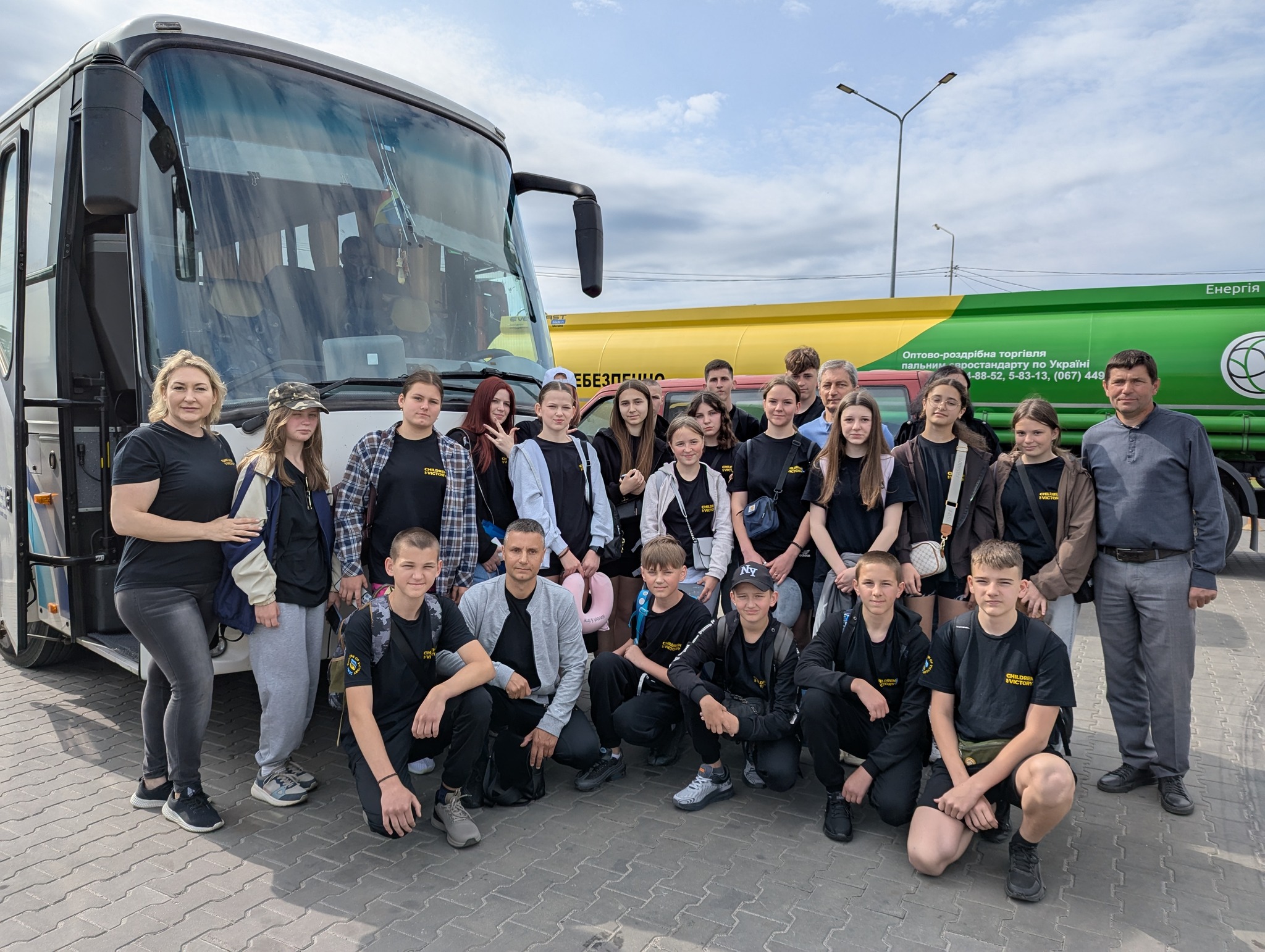 Одинадцять дітей з Ковельської громади поїхали на відпочинок до США 