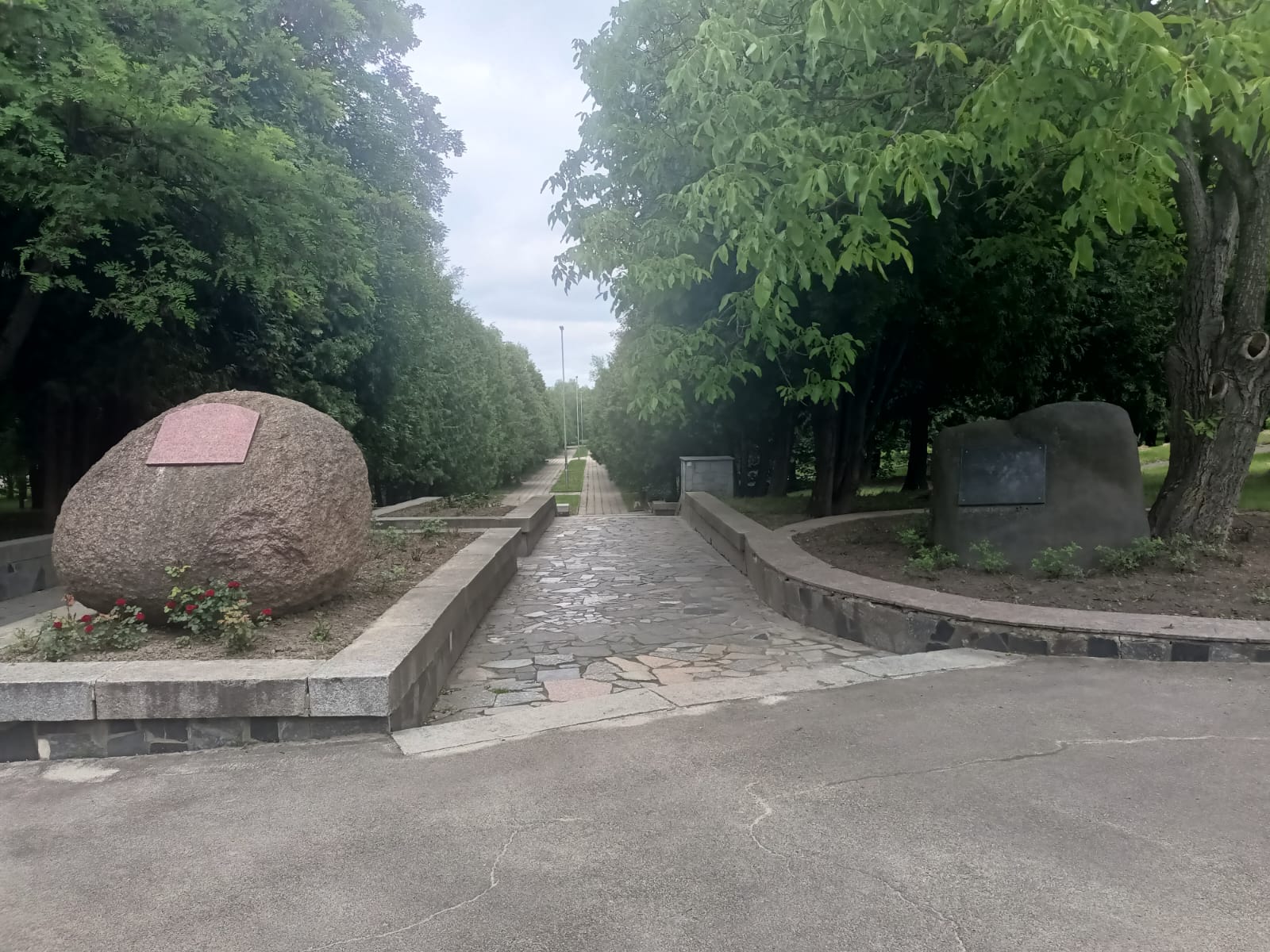 сквер рівне віктор чайка клімчук романюк кривицький