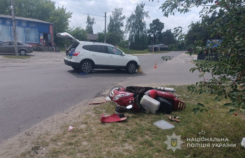 На Шаччині в ДТП постраждала водійка моторолера 