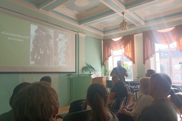 Луцьк Кіпіані Історична правда Волинська трагедія поляки