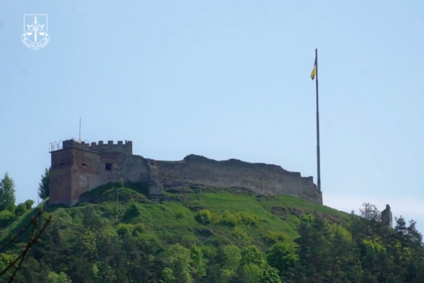 Кафе Кременець Замок королеви Бони Офіс ГПУ кримінал