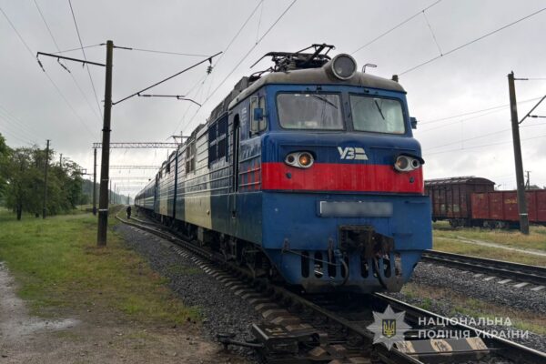 У Ковельському районі потяг насмерть збив жінку У Ковельському районі потяг насмерть збив жінку