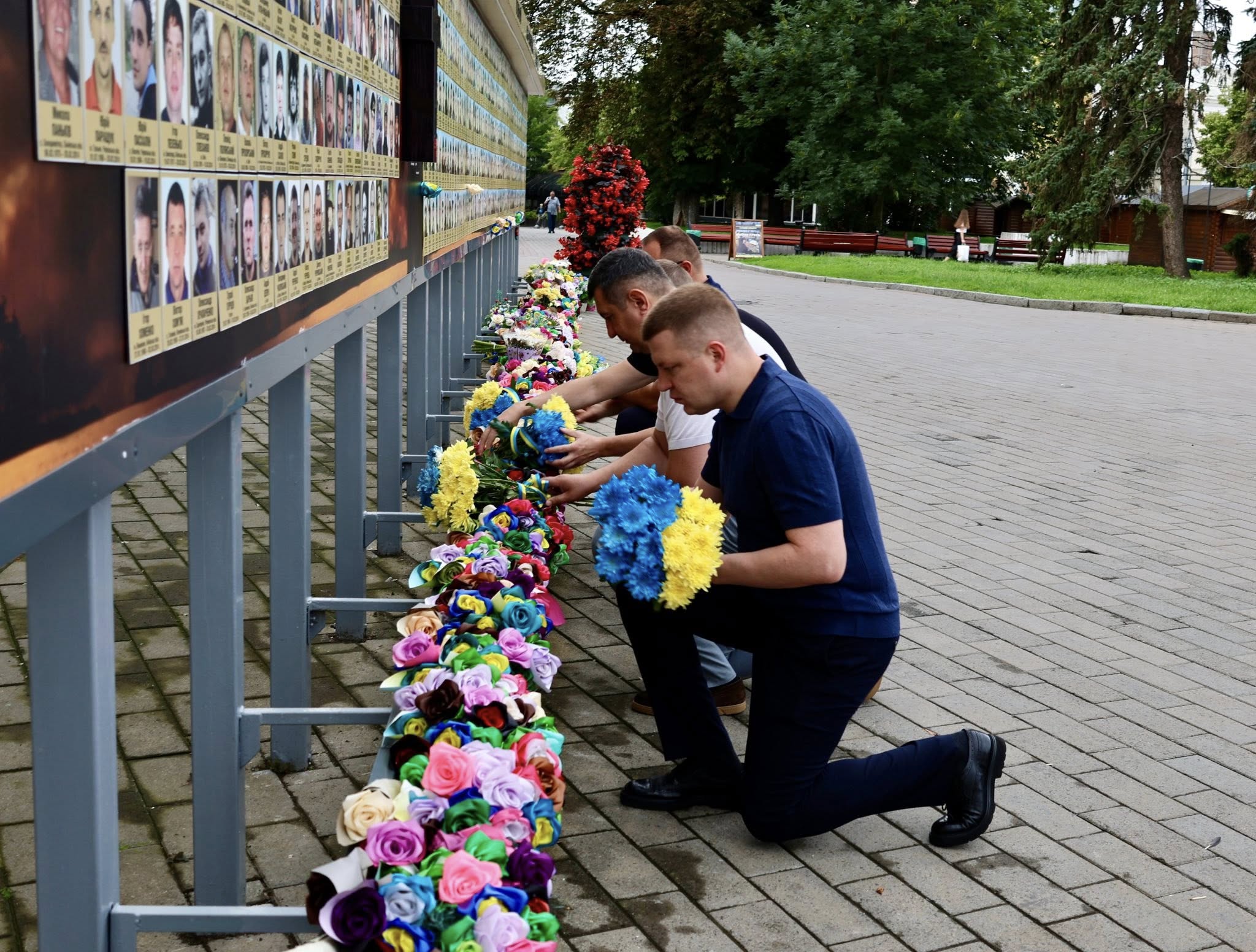 У Луцьку вшанували пам'ять тих, хто загинув у російському полоні 