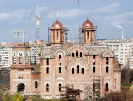Собор всіх святих землі Волинської в Луцьку не пустив людей з тваринами в укриття під час атаки на Луцьк 9 липня