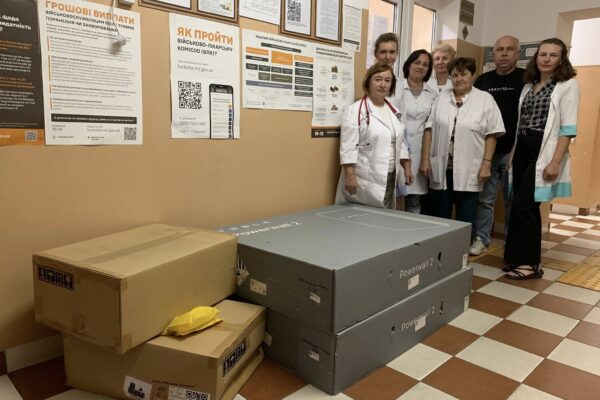 Шацька лікарня отримала від благодійників інтегровані системи зберігання енергії 