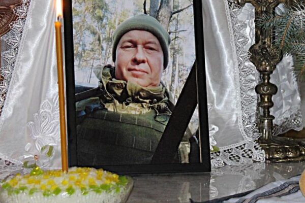 У Рожищенському ліцеї №4 відкриють меморіальну дошку Герою Валерію Грибчуку У Рожищенському ліцеї №4 відкриють меморіальну дошку Герою Валерію Грибчуку
