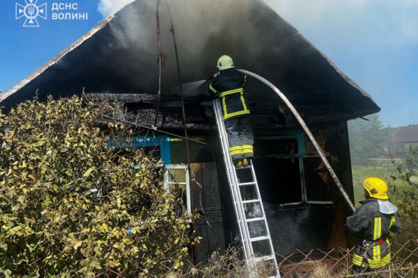 У Ковельському районі горів житловий будинок 