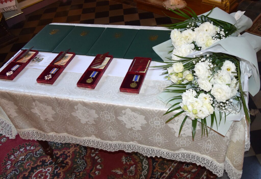 Родини загиблих прикордонників отримали державні відзнаки  