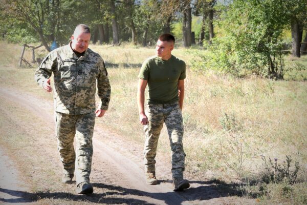 Ко мандувач ОК Захід Шведюк День танкових військ
