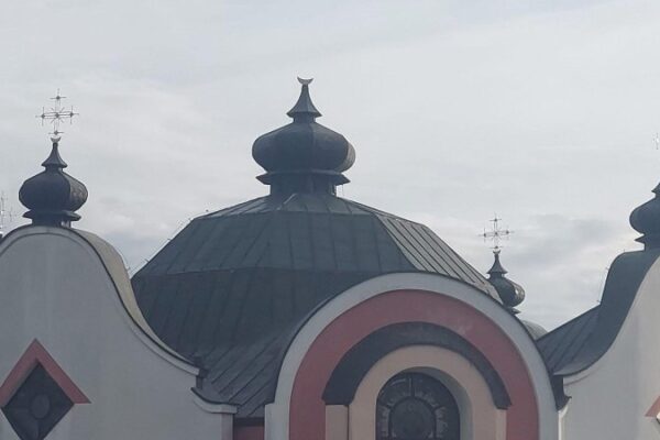 У Польщі зрізали хрест на церкві УГКЦ