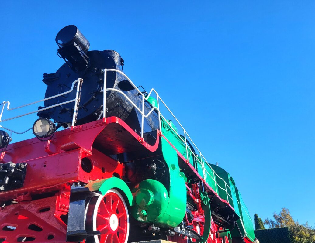 У Ковелі оновлюють паровоз-пам’ятник  