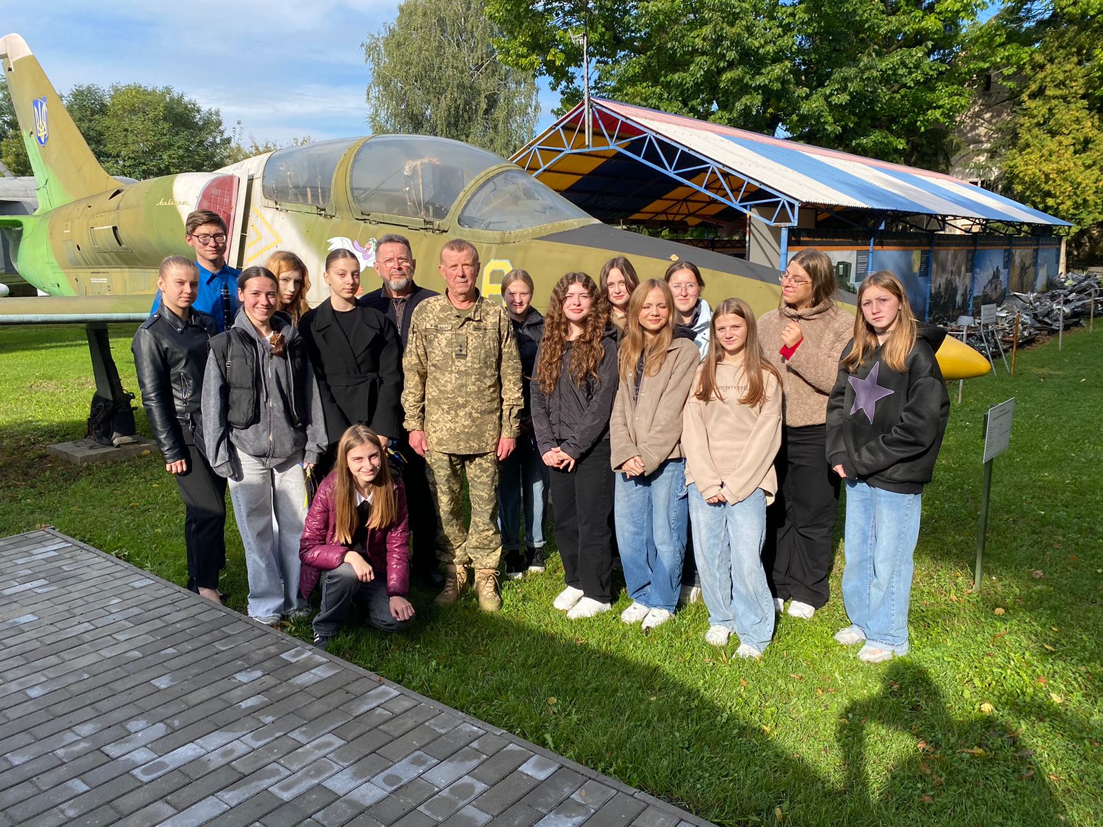 Військовий музей Луцьк Педагогічний інститут 1 жовтня урочистості