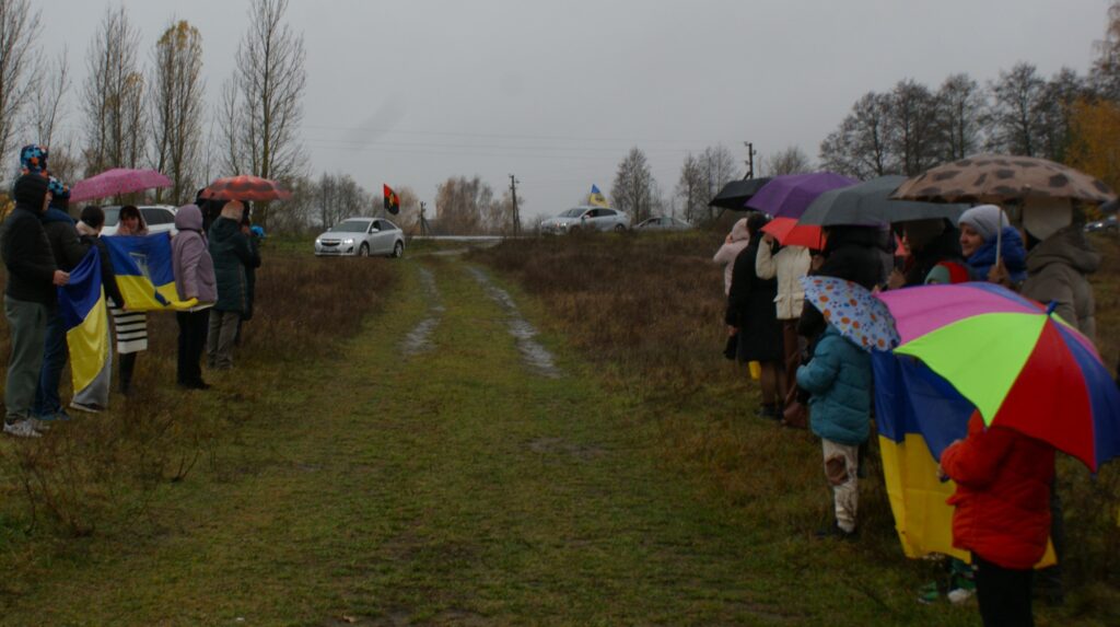 На Волині зустріли Героя після майже трьох років полону 