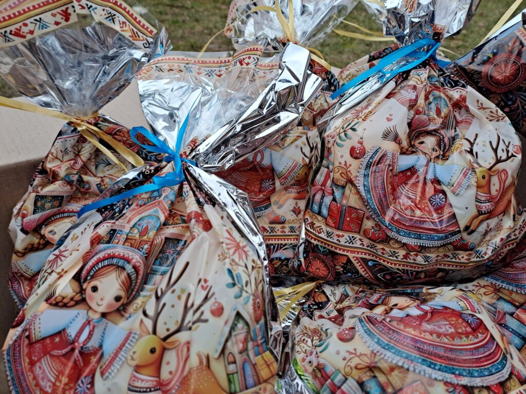 Майже 7 тис. дітей Ковельської громади отримають подарунки до Дня святого Миколая