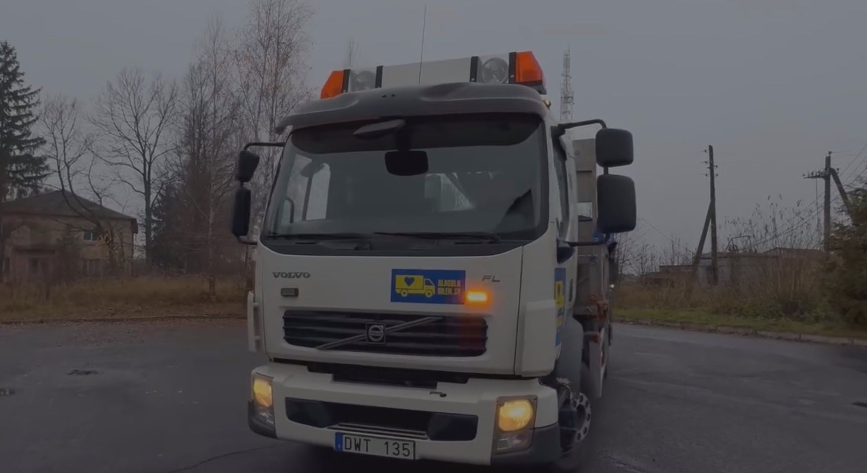 Шацьк отримав спецавтомобіль від благодійників