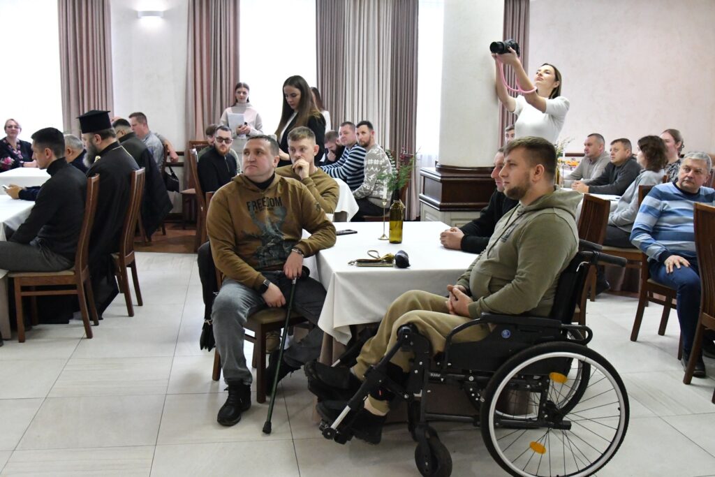 «Кава з ветераном»: керівники Волині зустрілись із ветеранською спільнотою 