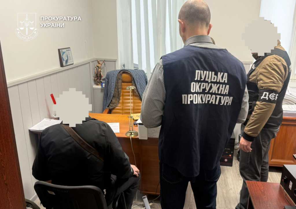 За привласнення державних коштів судять ексдиректора Державного історико-культурного заповідника  