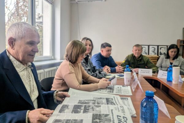 Фаакультет журналістики ВНУ ЗСУ круглий стін війна і журналістика підготовка кадрів