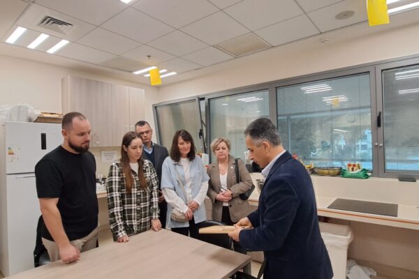 Ізиаїль Луцьк Єрусалим луцькі медики досвіт реабілітація