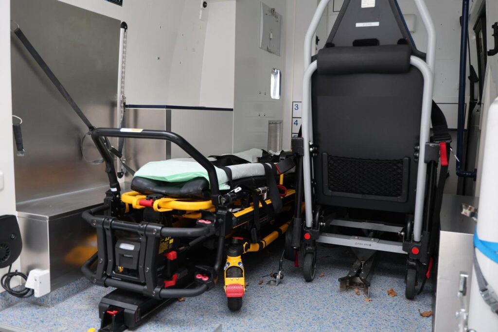 Луцька громада отримала спеціалізований автомобіль від Краю Ліппе 