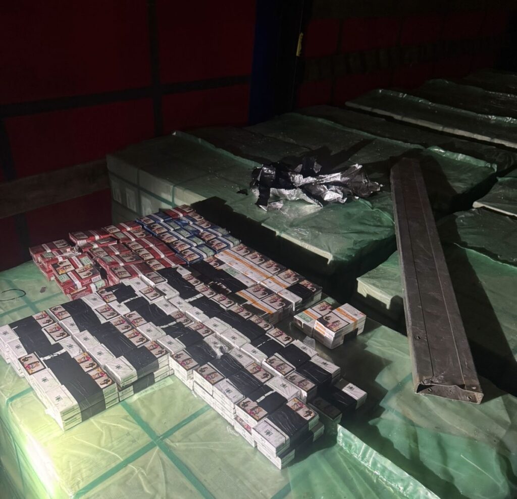 Поляк намагався провезти через кордон партію цигарок 